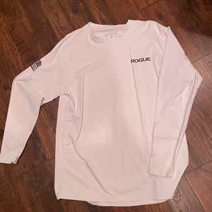 Men’s Rogue brand UPF 50 long sleeved T-shirt. Size medium